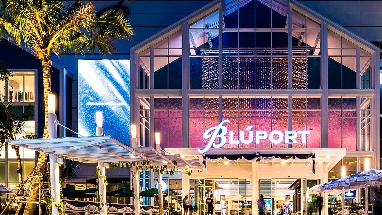 Bluport shopping mall in Hua Hin in the evening