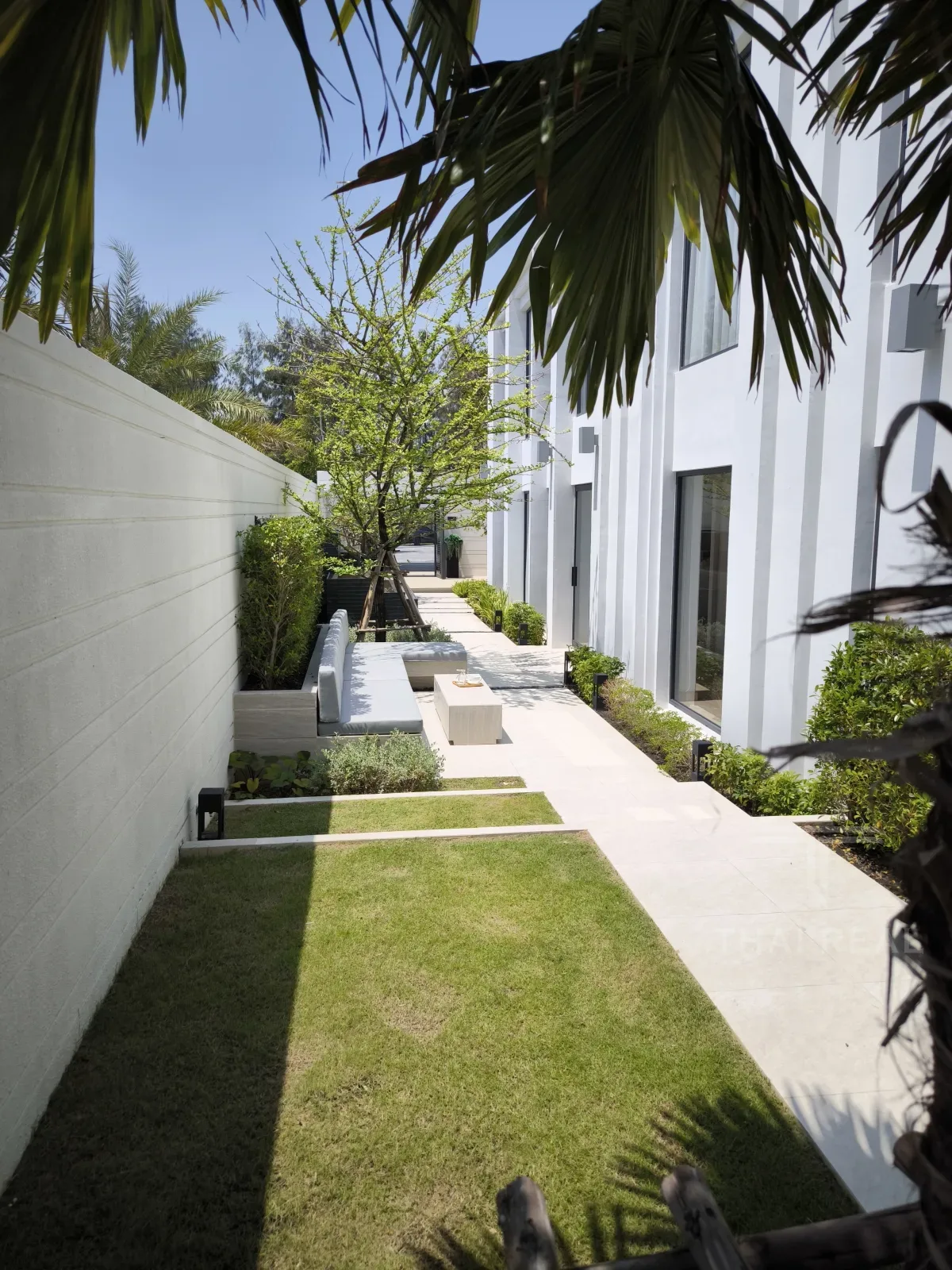 Villa with Private Beach – photo 32