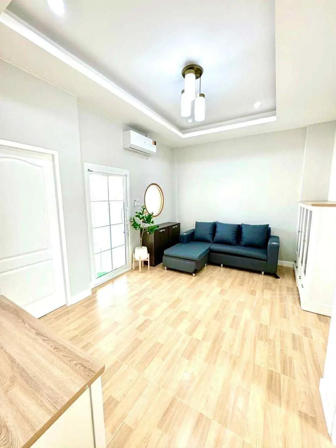New Modern House near the Sea – photo 4