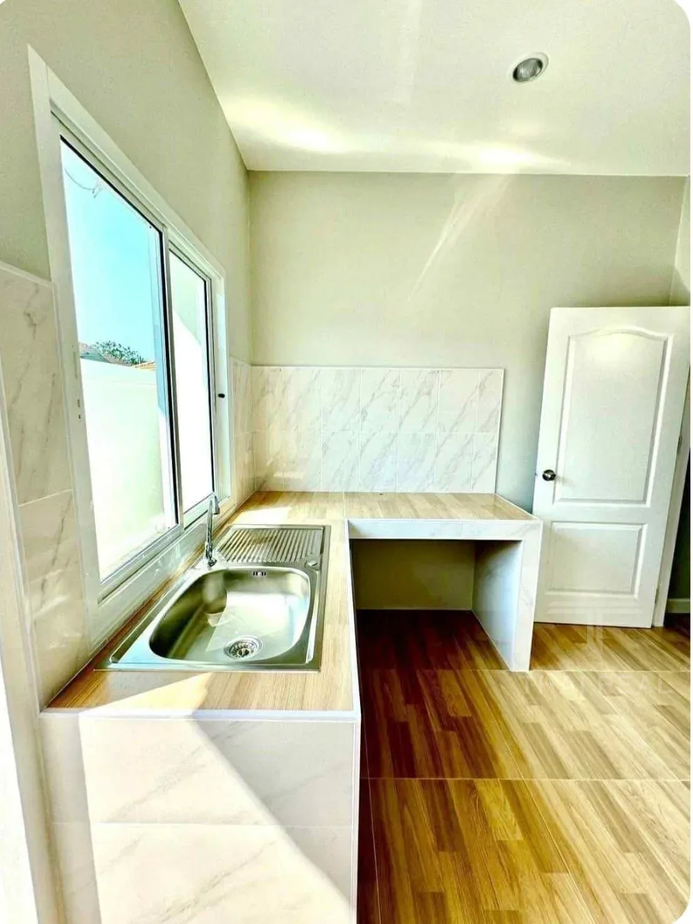 New Modern House near the Sea – photo 5