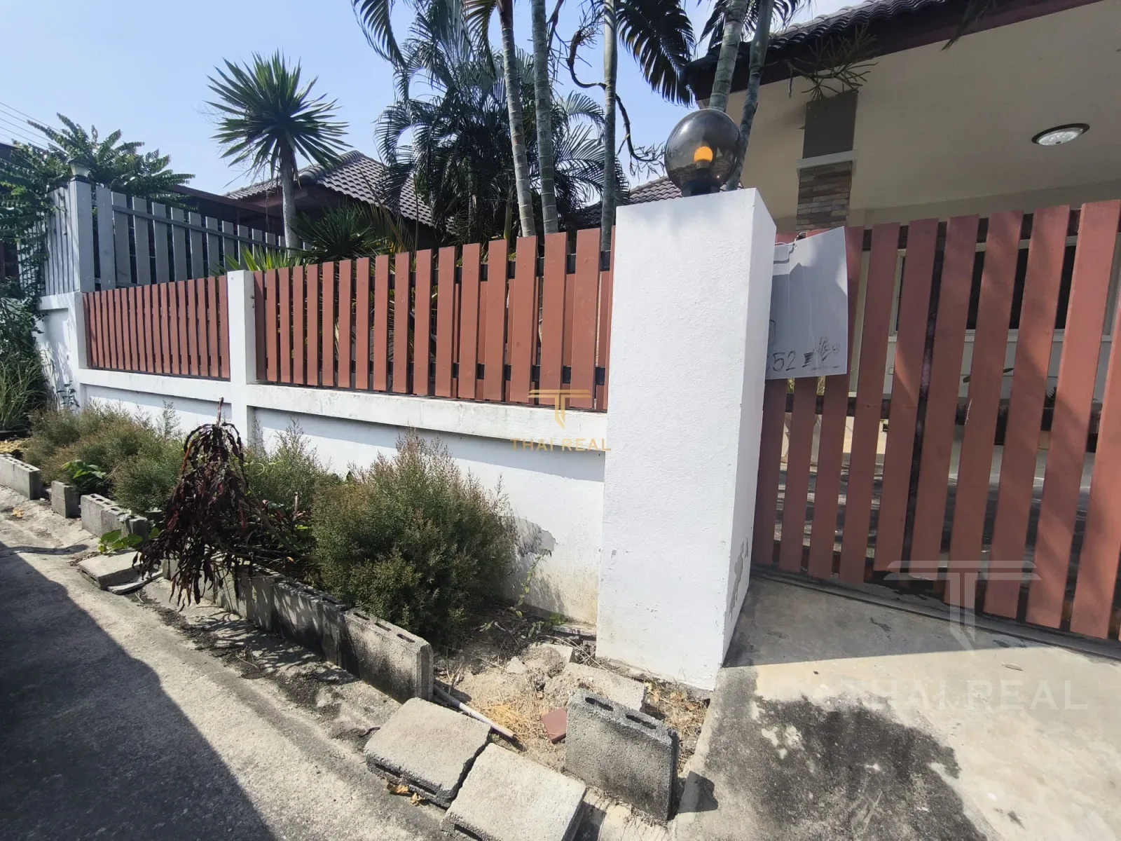 Cozy Family House in Sam Phraya – photo 11