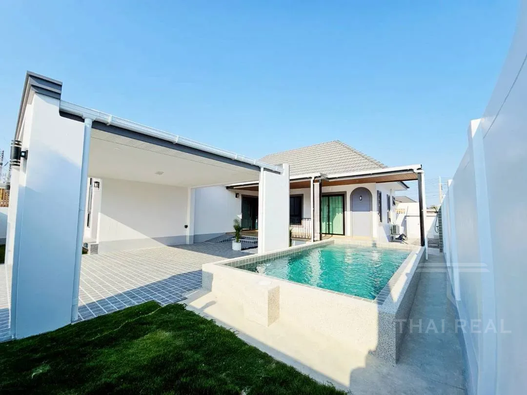 Sam Phraya Pool Villa