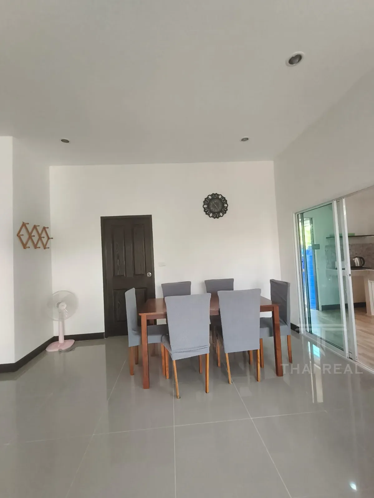 Family House, Sam Phraya – photo 7