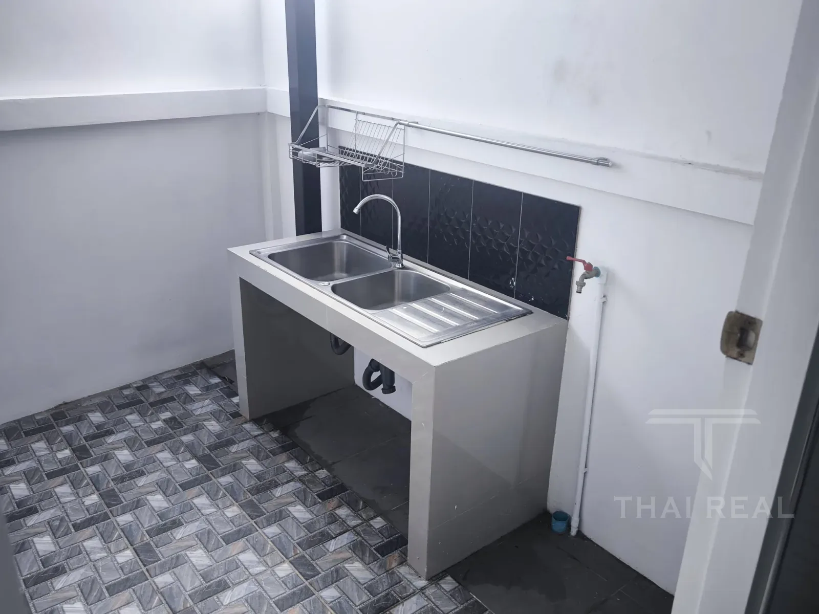 Modern New Villa, Sam Phraya – photo 11