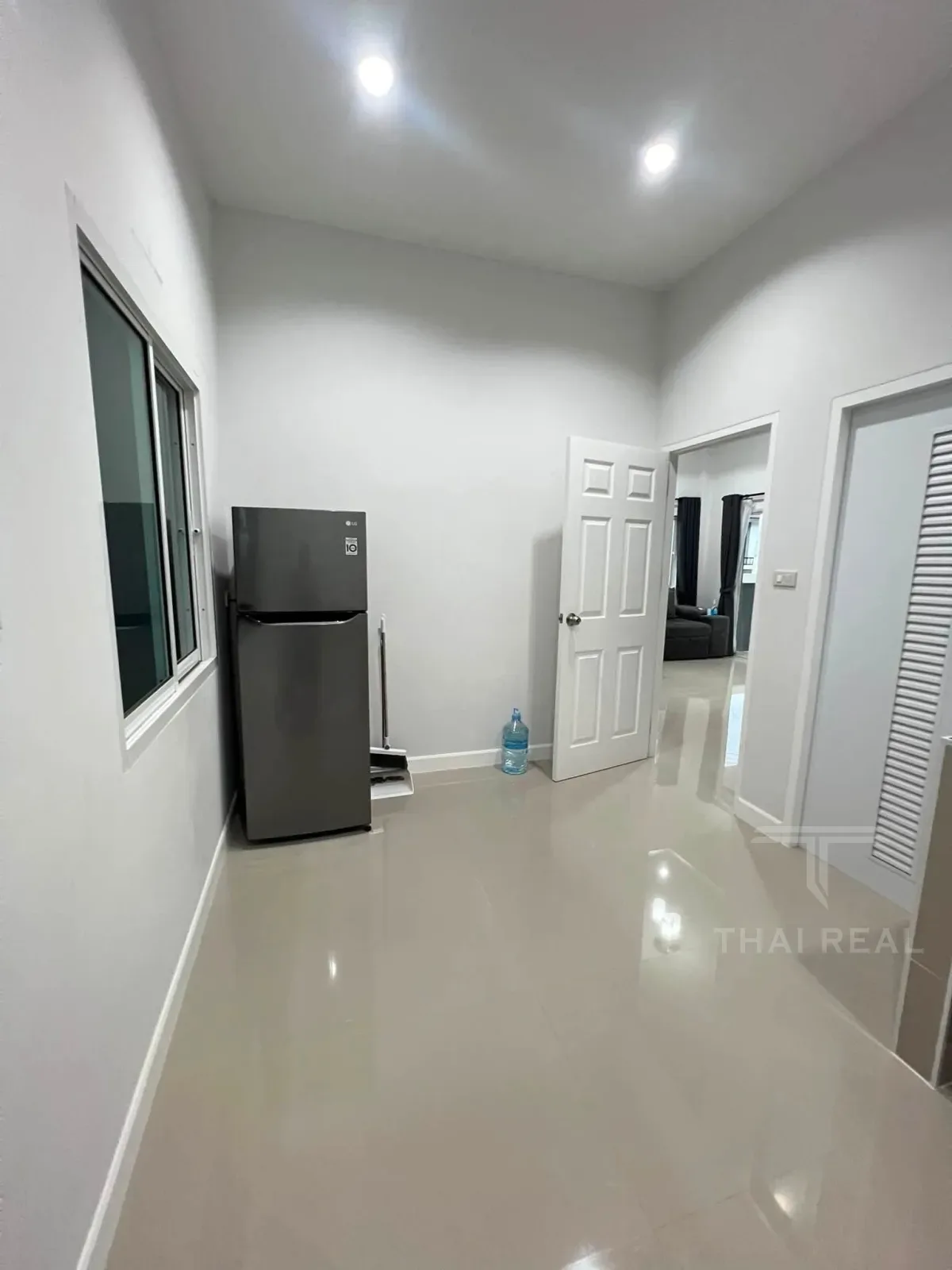 New Corner House, Mountain View (The Best Home) – photo 15