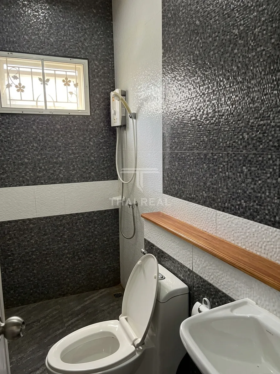 บ้านหัวมุม 3 ห้องนอน พร้อมเฟอร์นิเจอร์ - Rom Yen Village – photo 10