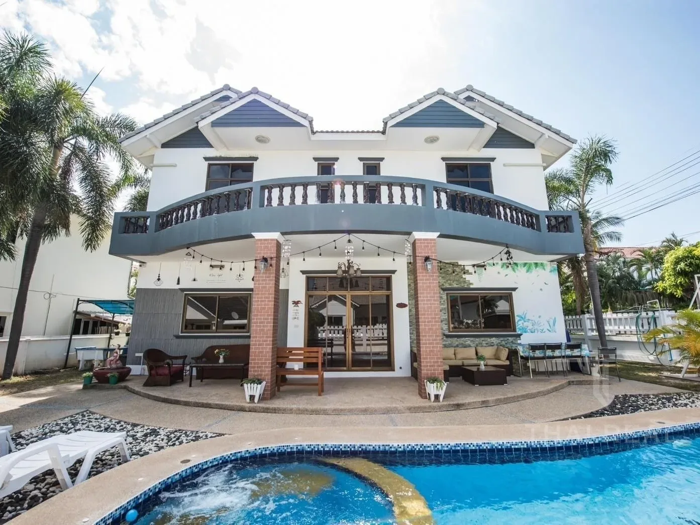 Villa with Jacuzzi