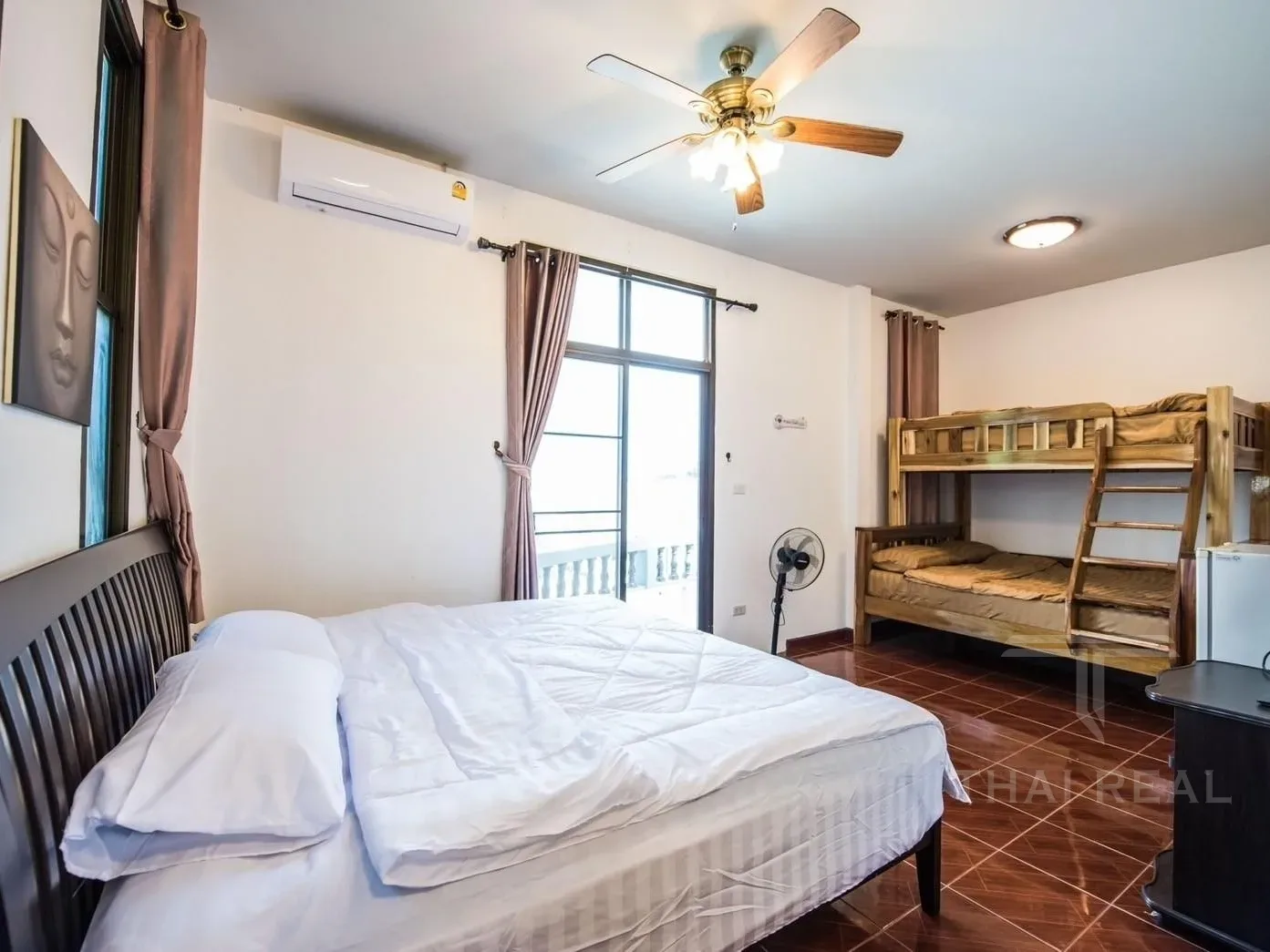 Villa with Jacuzzi – photo 14