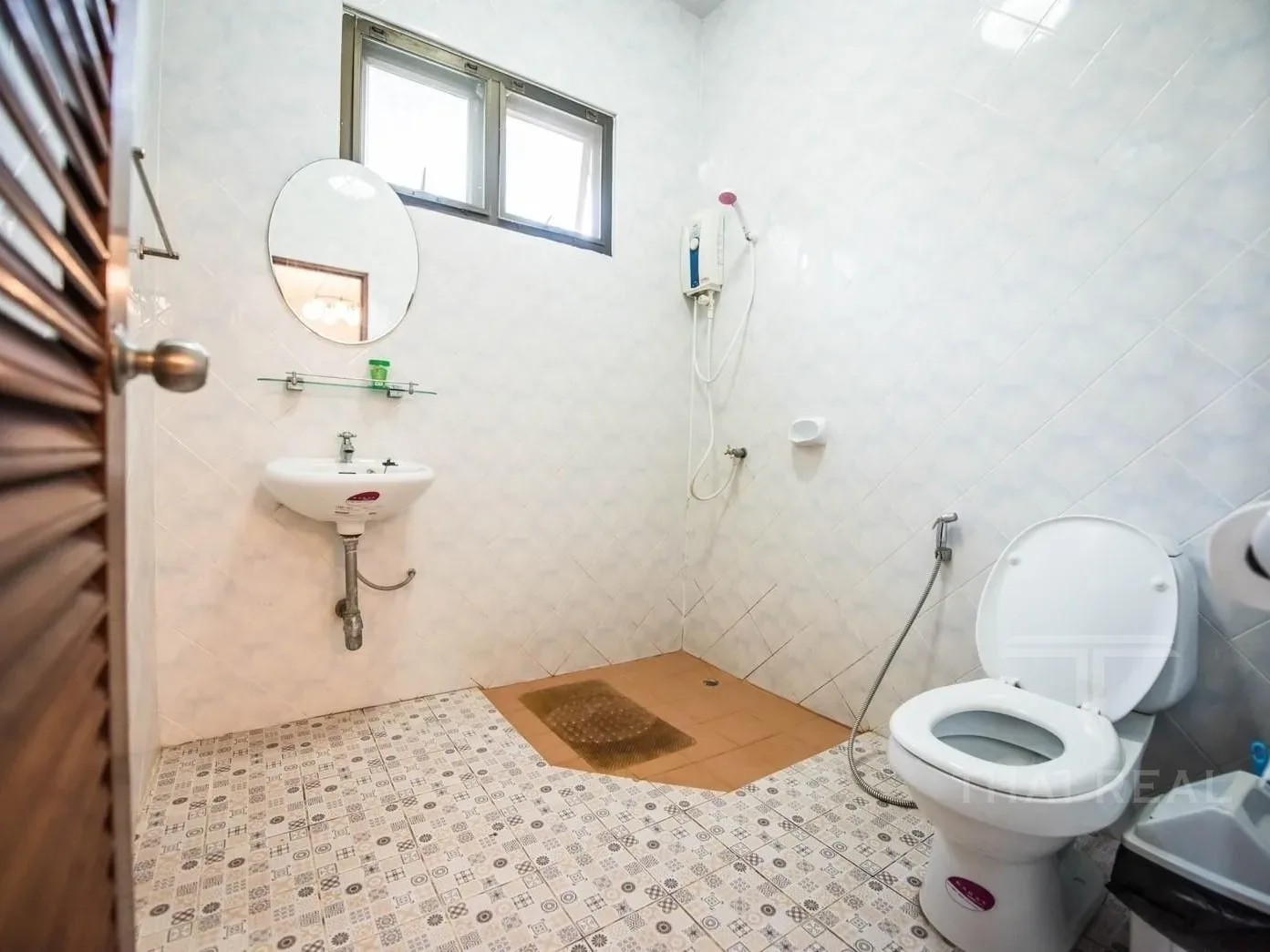 Villa with Jacuzzi – photo 19