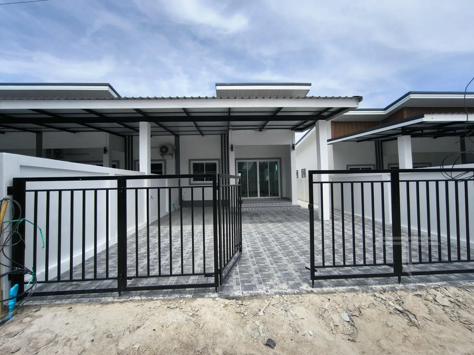 บ้านพร้อมศักยภาพเชิงพาณิชย์ – photo 5