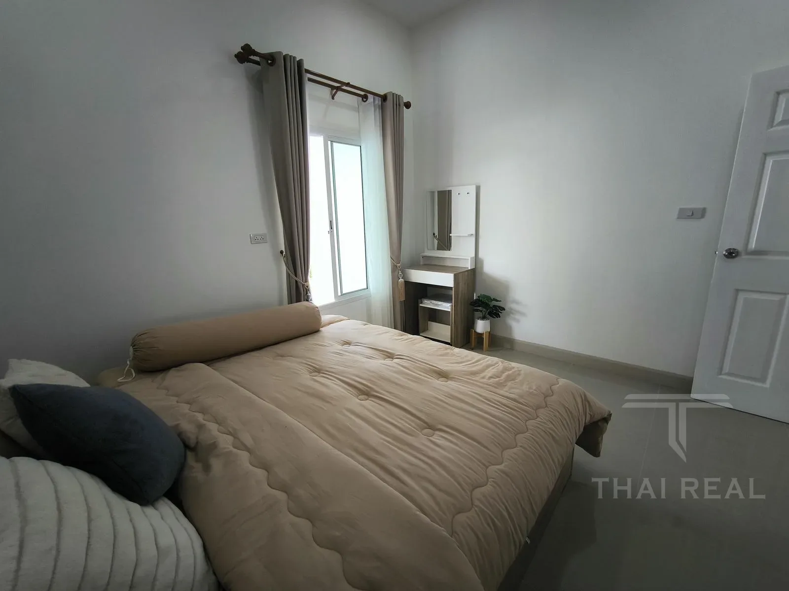 บ้านพร้อมศักยภาพเชิงพาณิชย์ – photo 10
