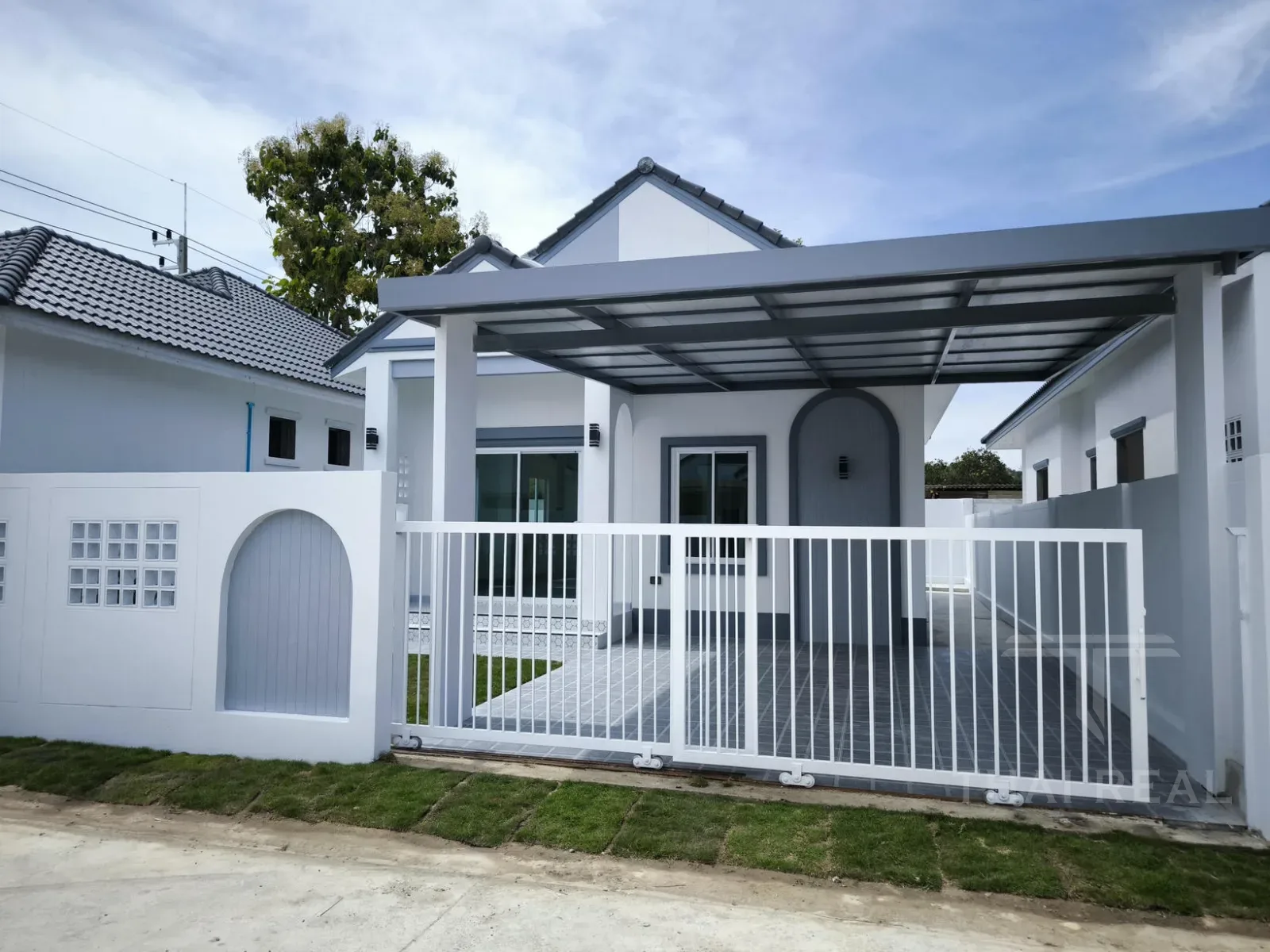 บ้านพร้อมศักยภาพเชิงพาณิชย์ – photo 2