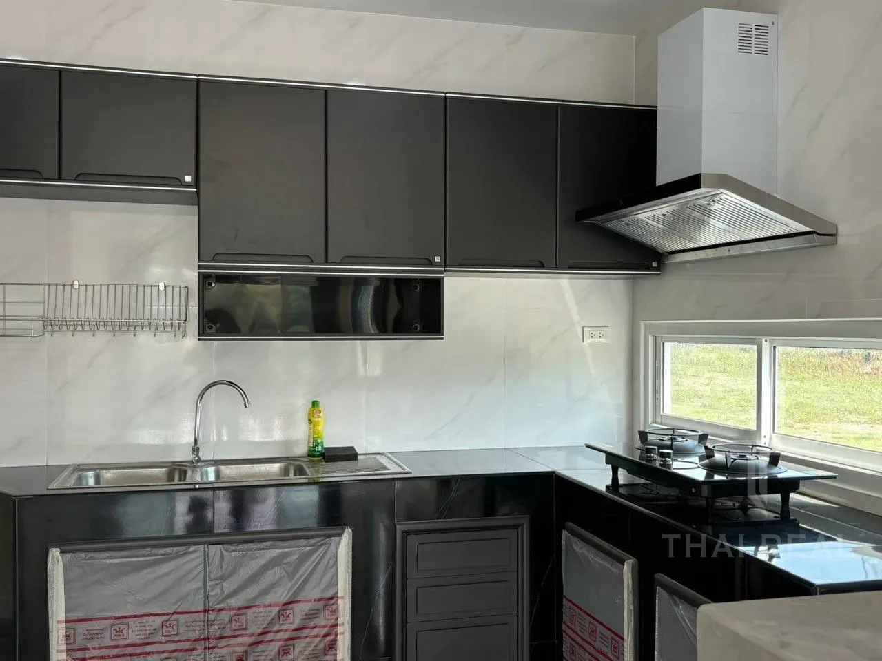 Modern Two-Storey House – photo 5