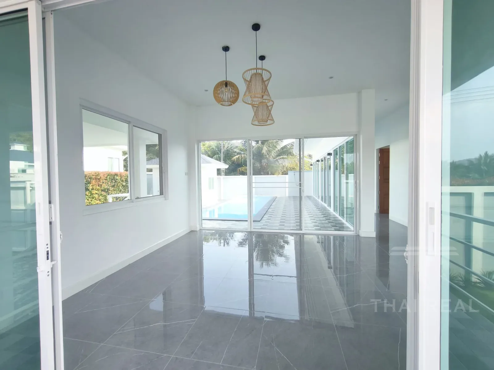 Mountain-View Pool Villa – photo 5