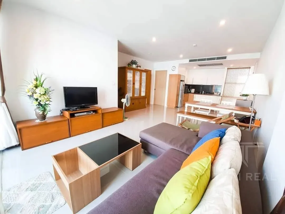 The Breeze Corner Condo