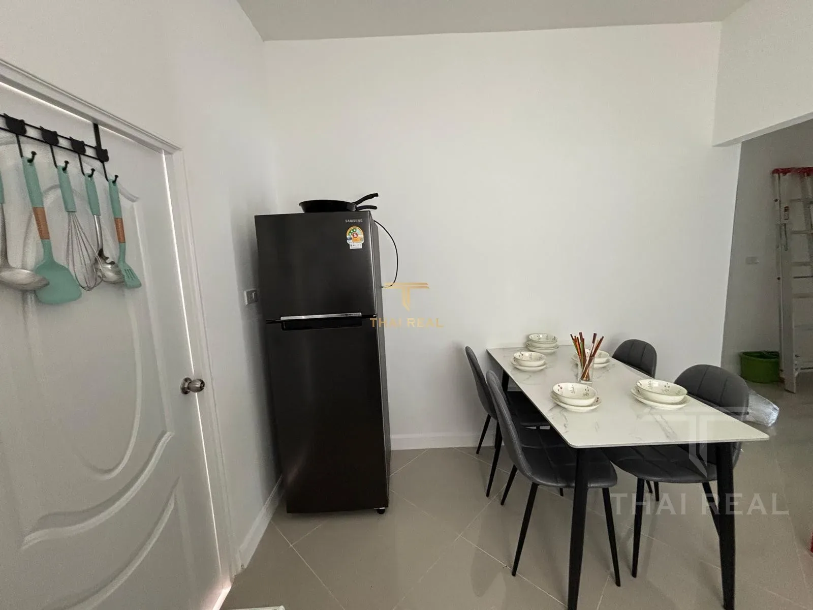 Family House – photo 7