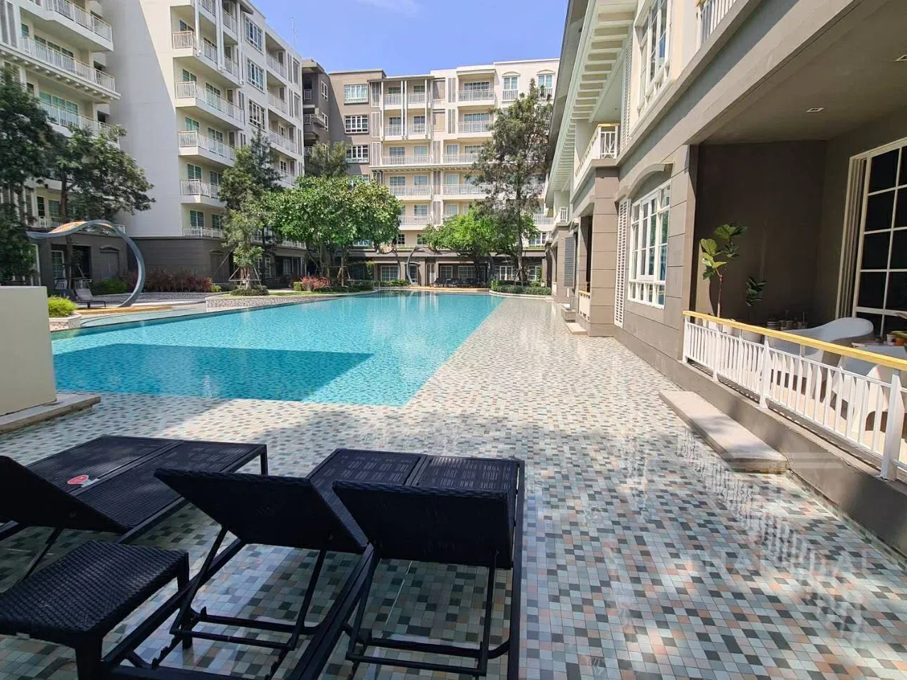 Autumn Mountain-View Condo – photo 25