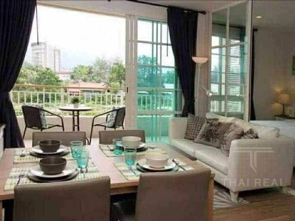 Autumn Mountain-View Condo