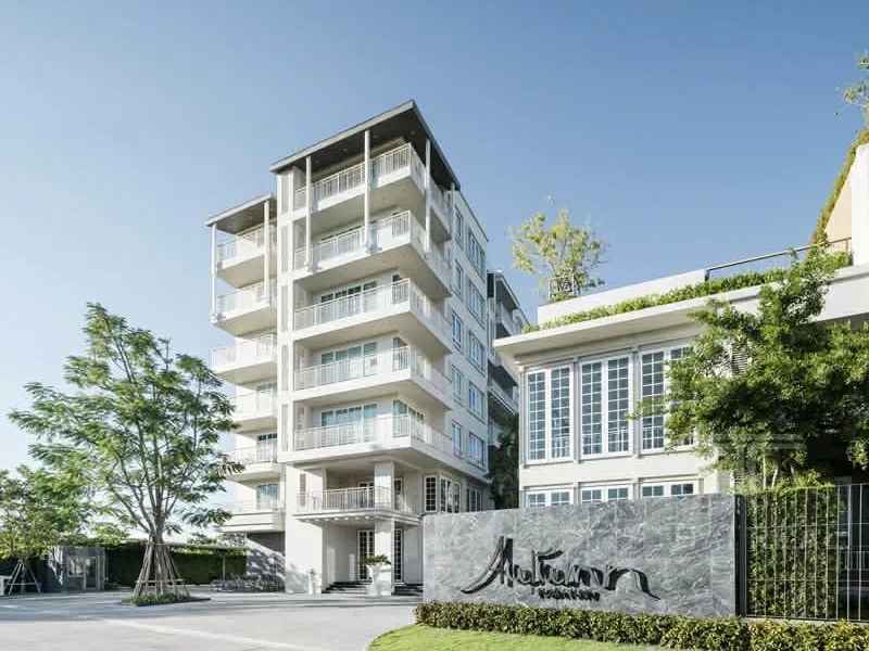 Autumn Mountain-View Condo – photo 35
