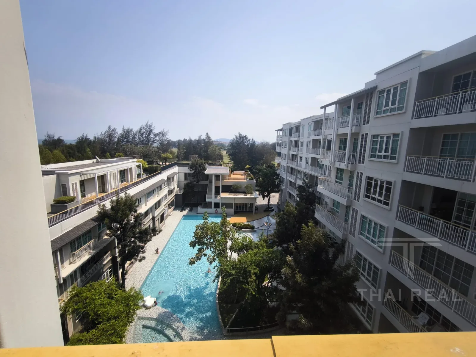 Autumn Mountain-View Condo – photo 42