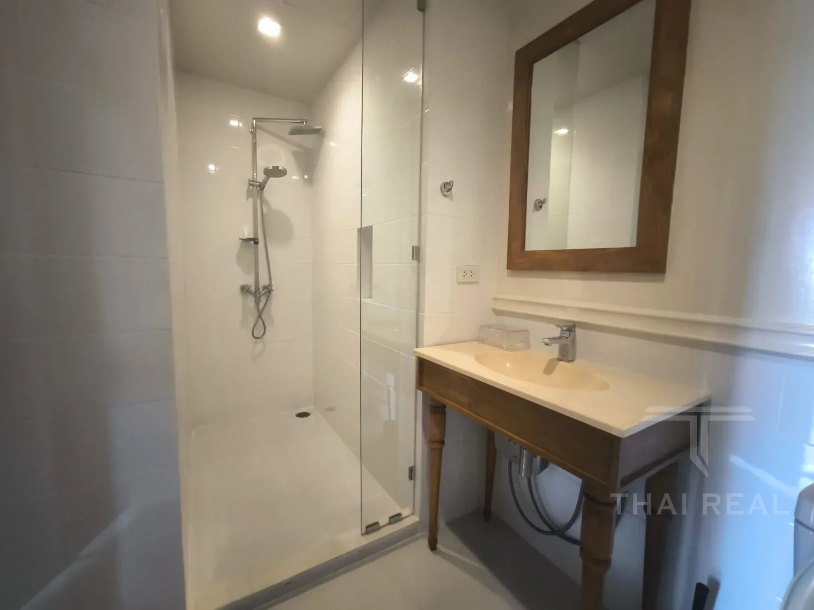 Autumn Mountain-View Condo – photo 22