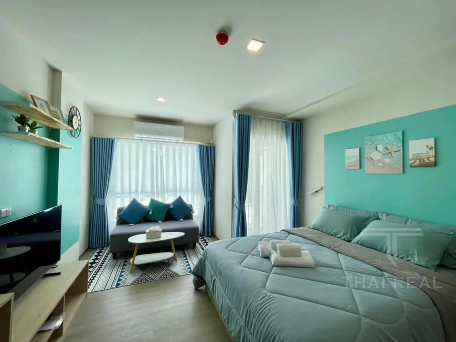 Pool-View Condo near Bluport