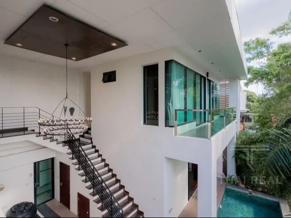 Designer Luxury Pool Villa – photo 14