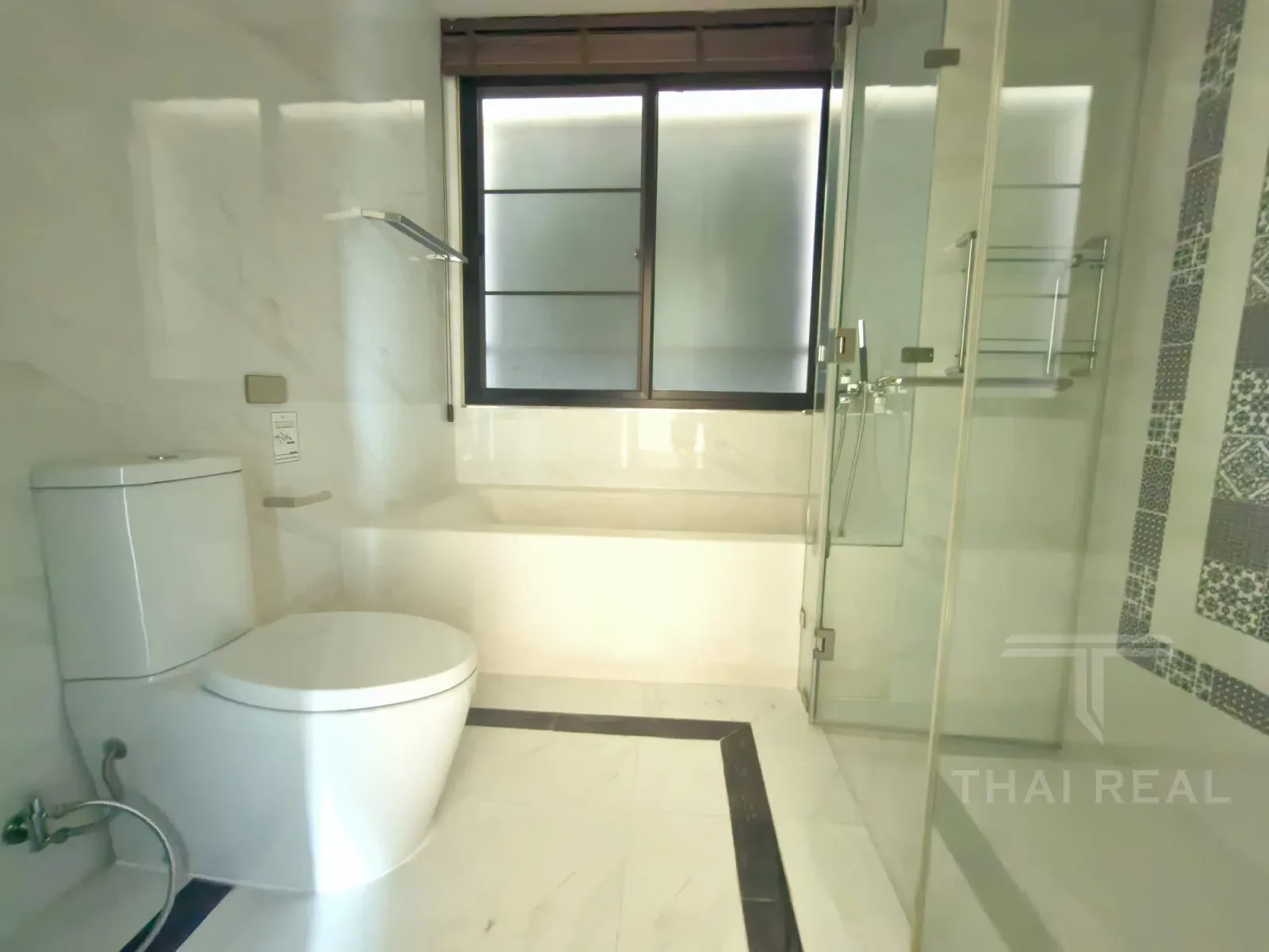 Designer Luxury Pool Villa – photo 21