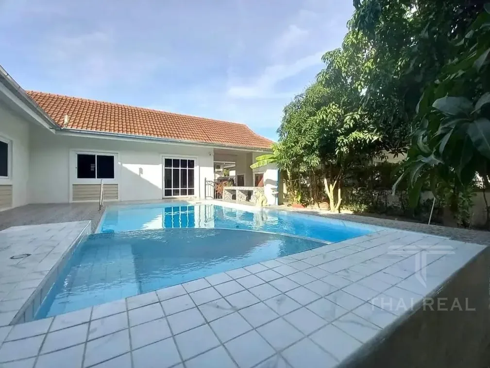 Detached Pool House