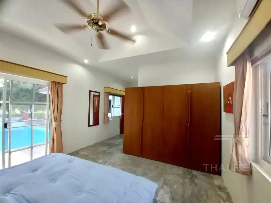 Detached Pool House – photo 4