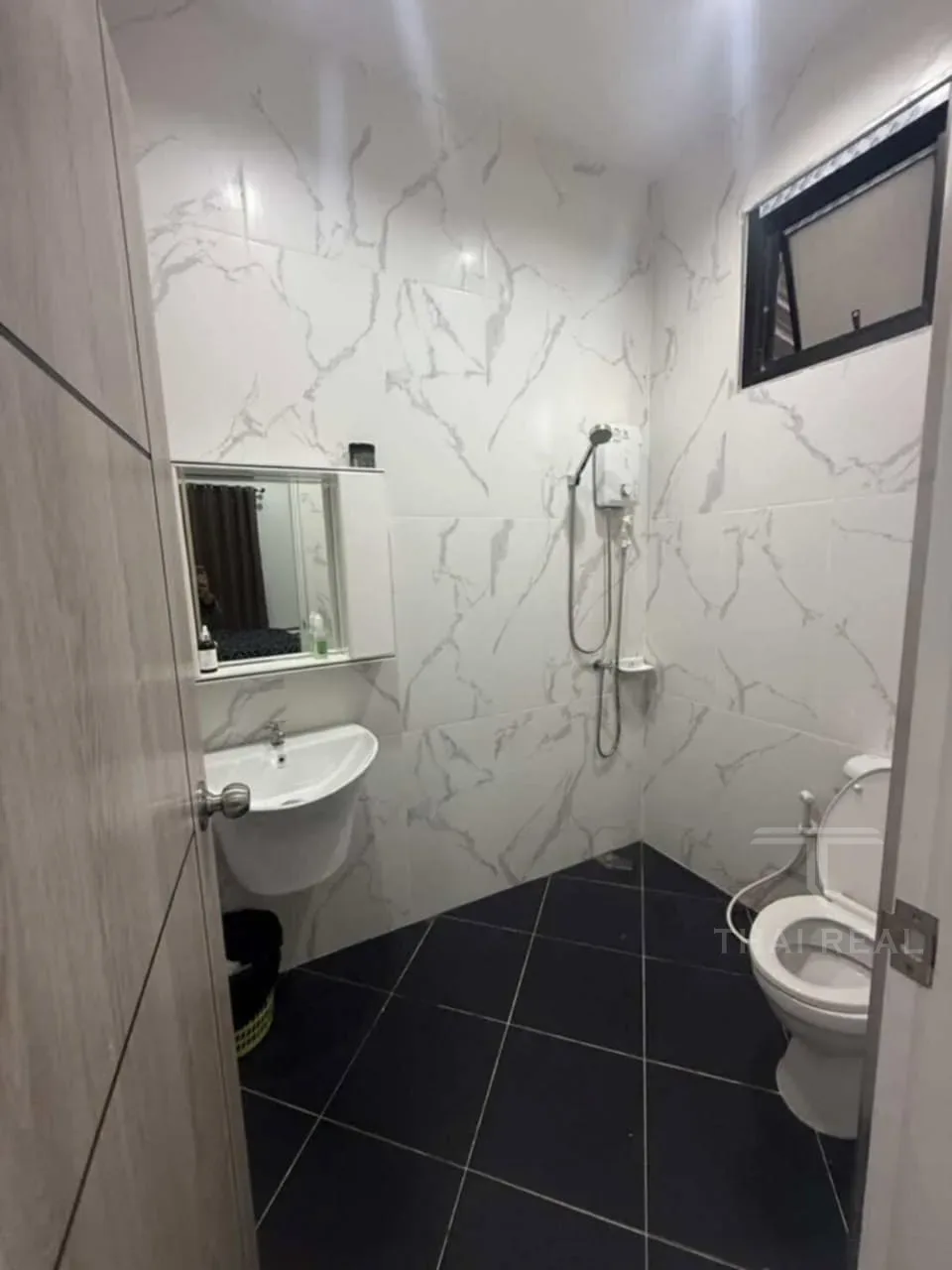 Furnished Family House – photo 9