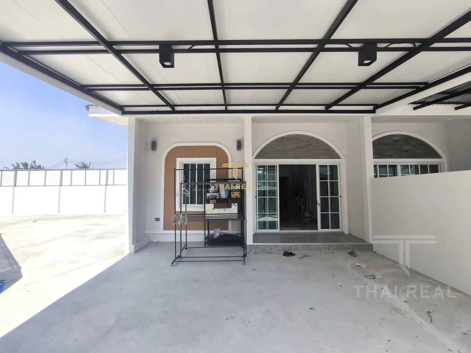 Family House with Large Yard