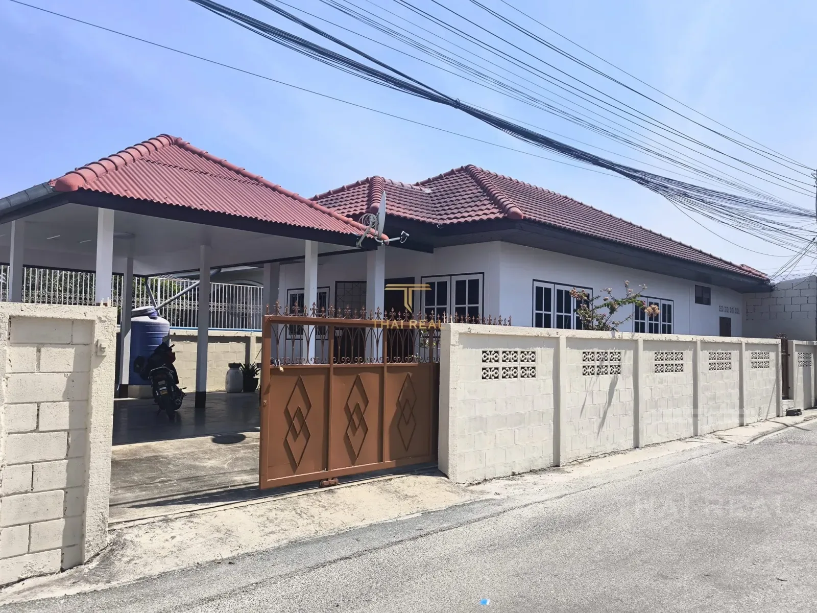 Family House near the Town Centre