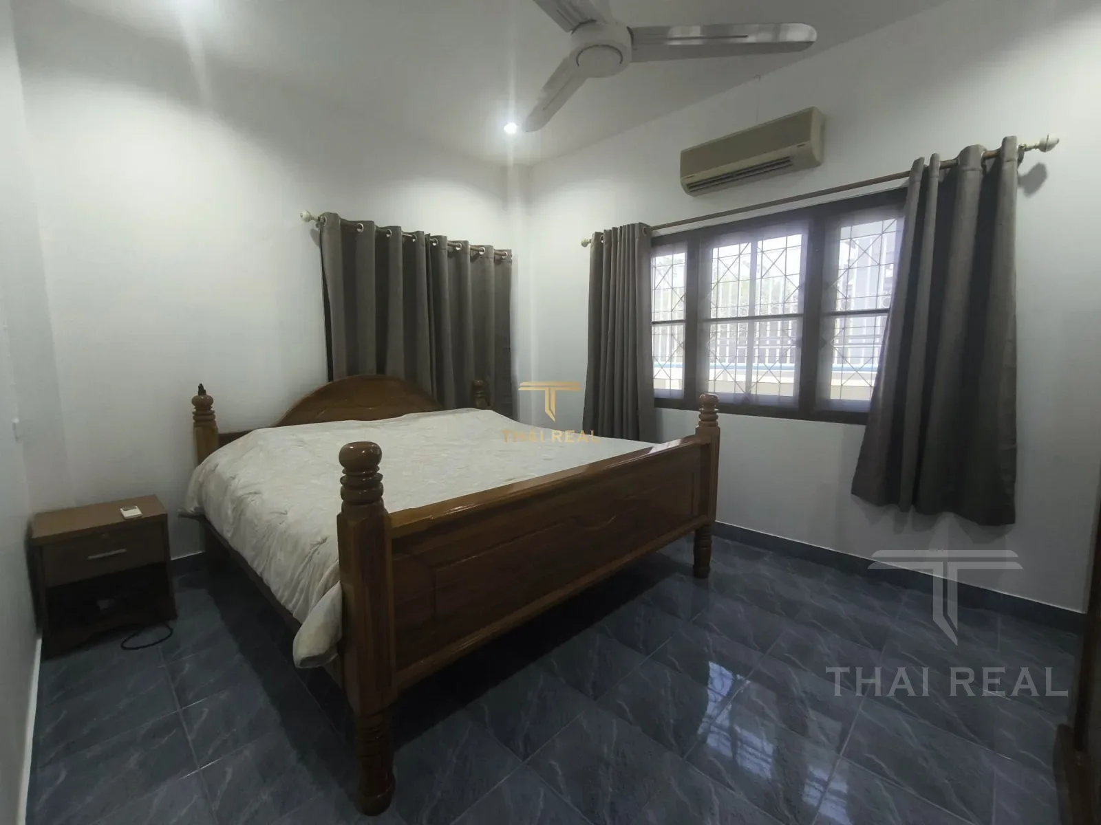 Family House near the Town Centre – photo 7