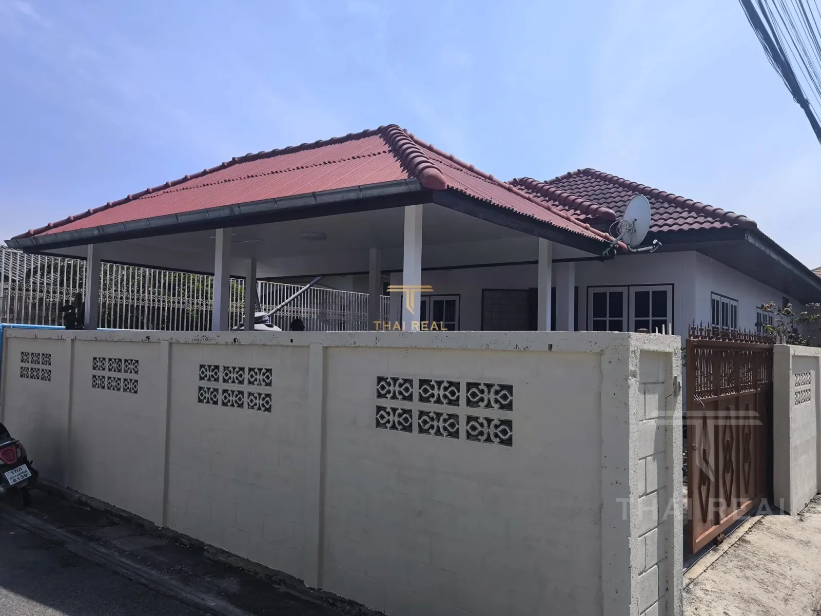 Family House near the Town Centre – photo 18