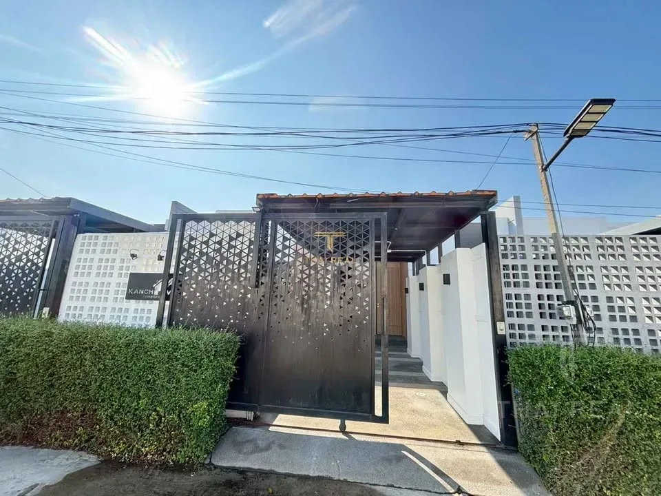 Mountain-View House