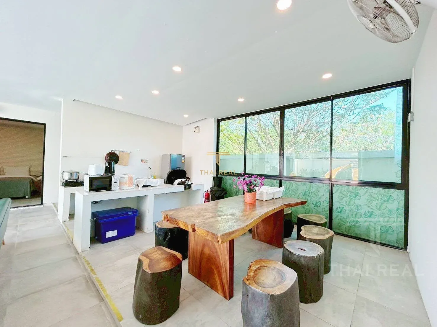 V1 Pool Villa – photo 3