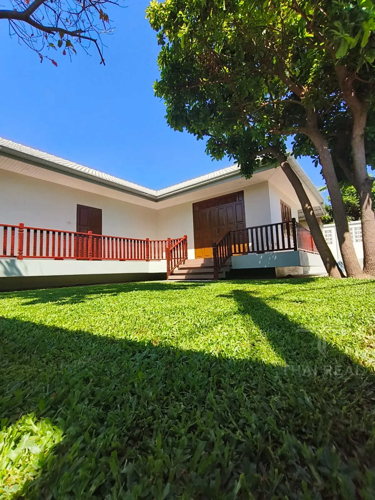 Beachside Home – photo 12