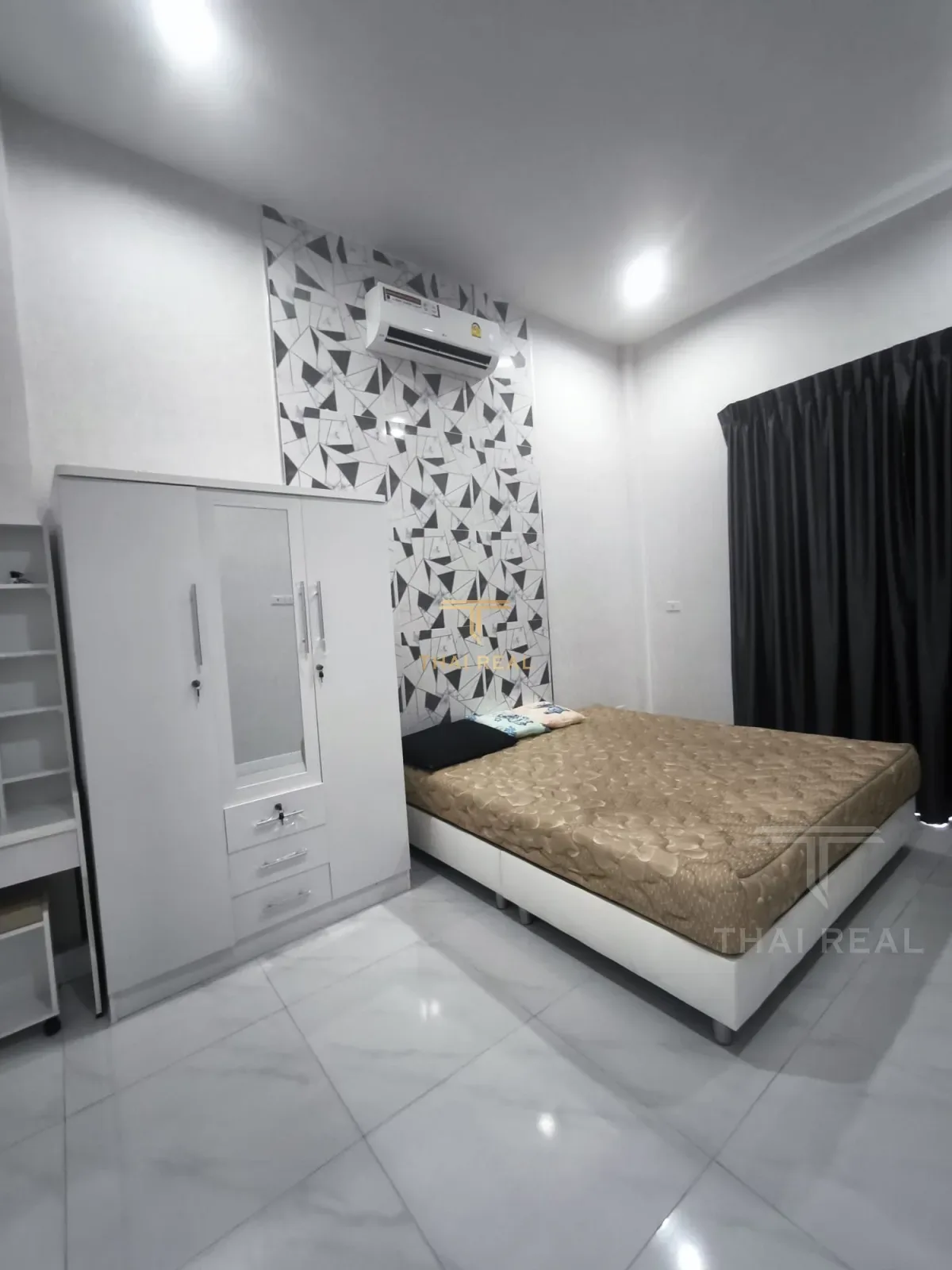 Furnished Family House – photo 7