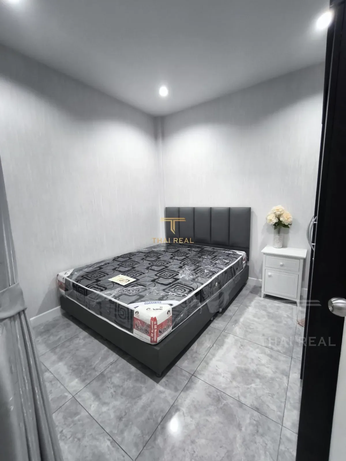 Modern Furnished House – photo 11