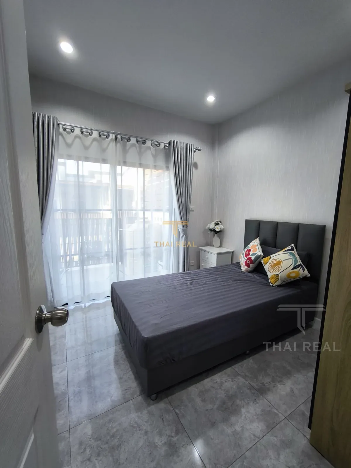 Modern Furnished House – photo 9