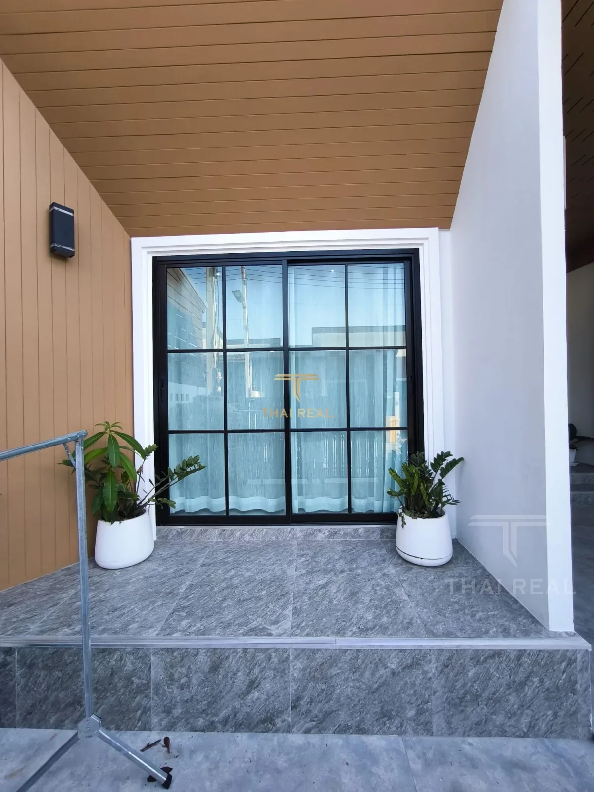 Modern Furnished House – photo 4