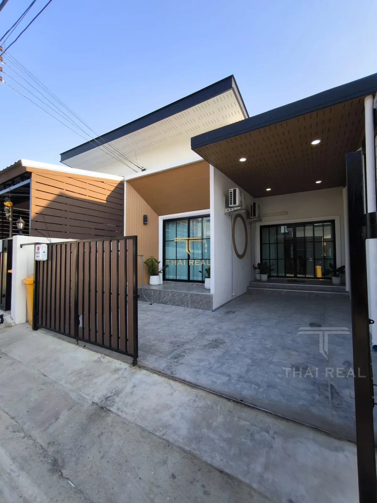 Modern Furnished House