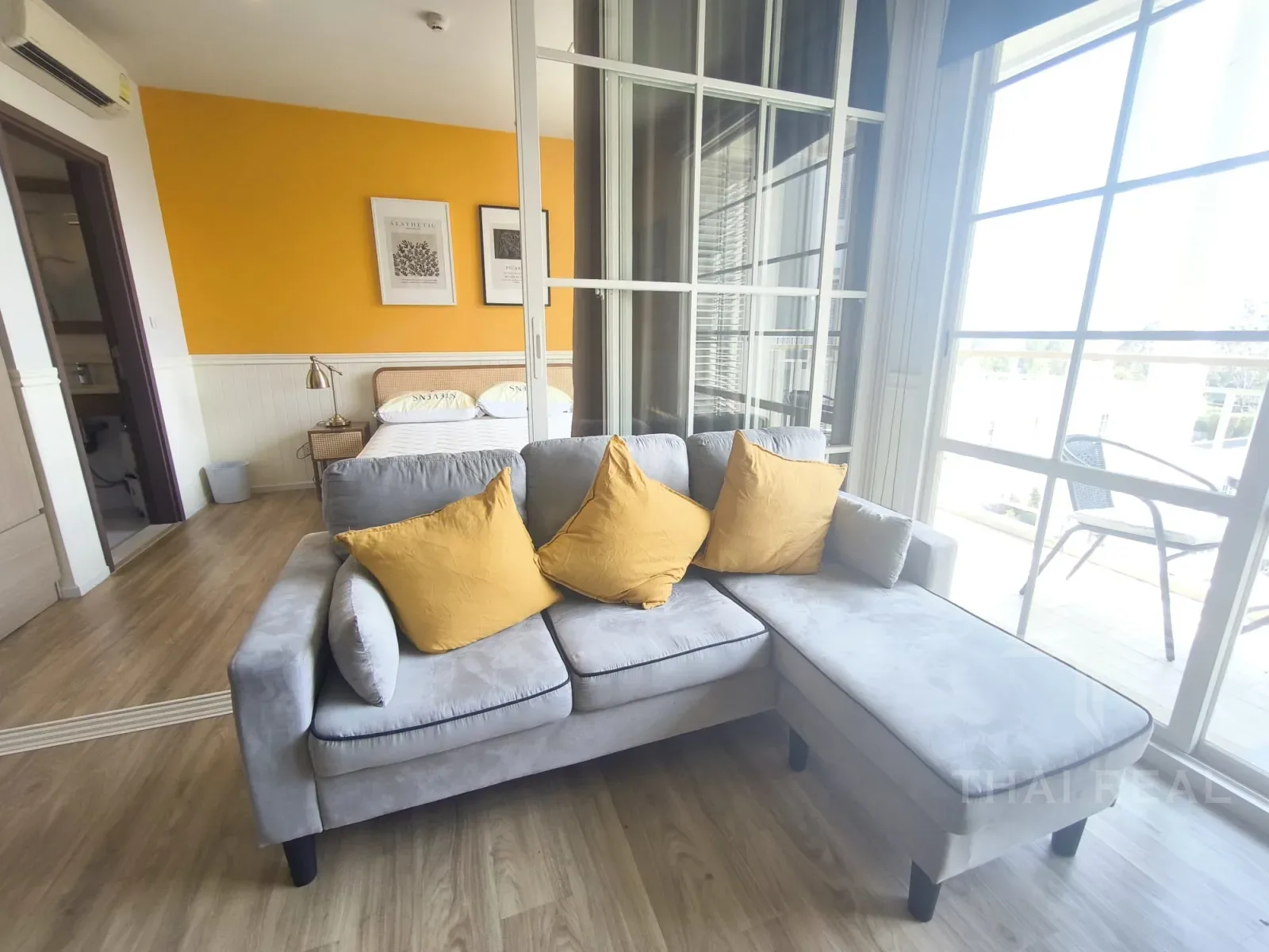 Autumn 2-Bed Condo with Terrace