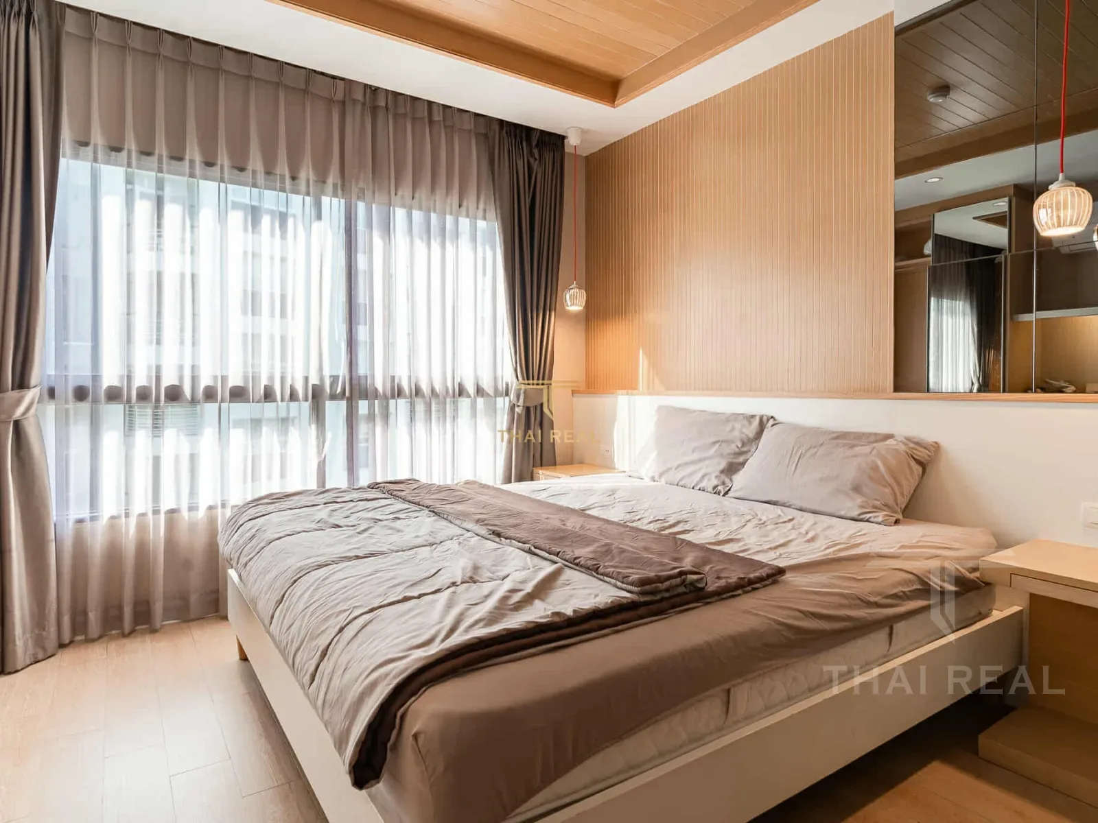 Beachside Condo – photo 2
