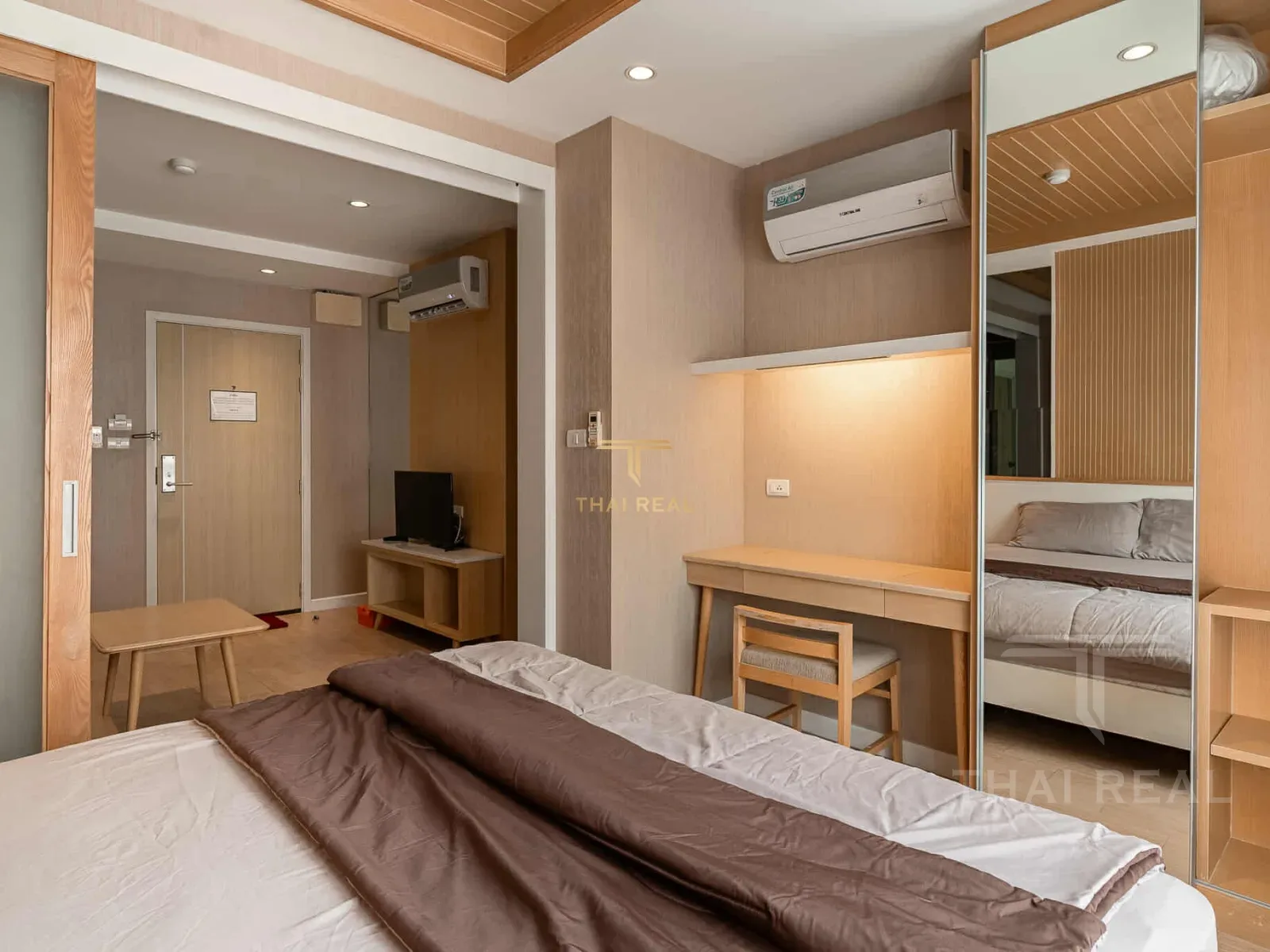 Beachside Condo – photo 7