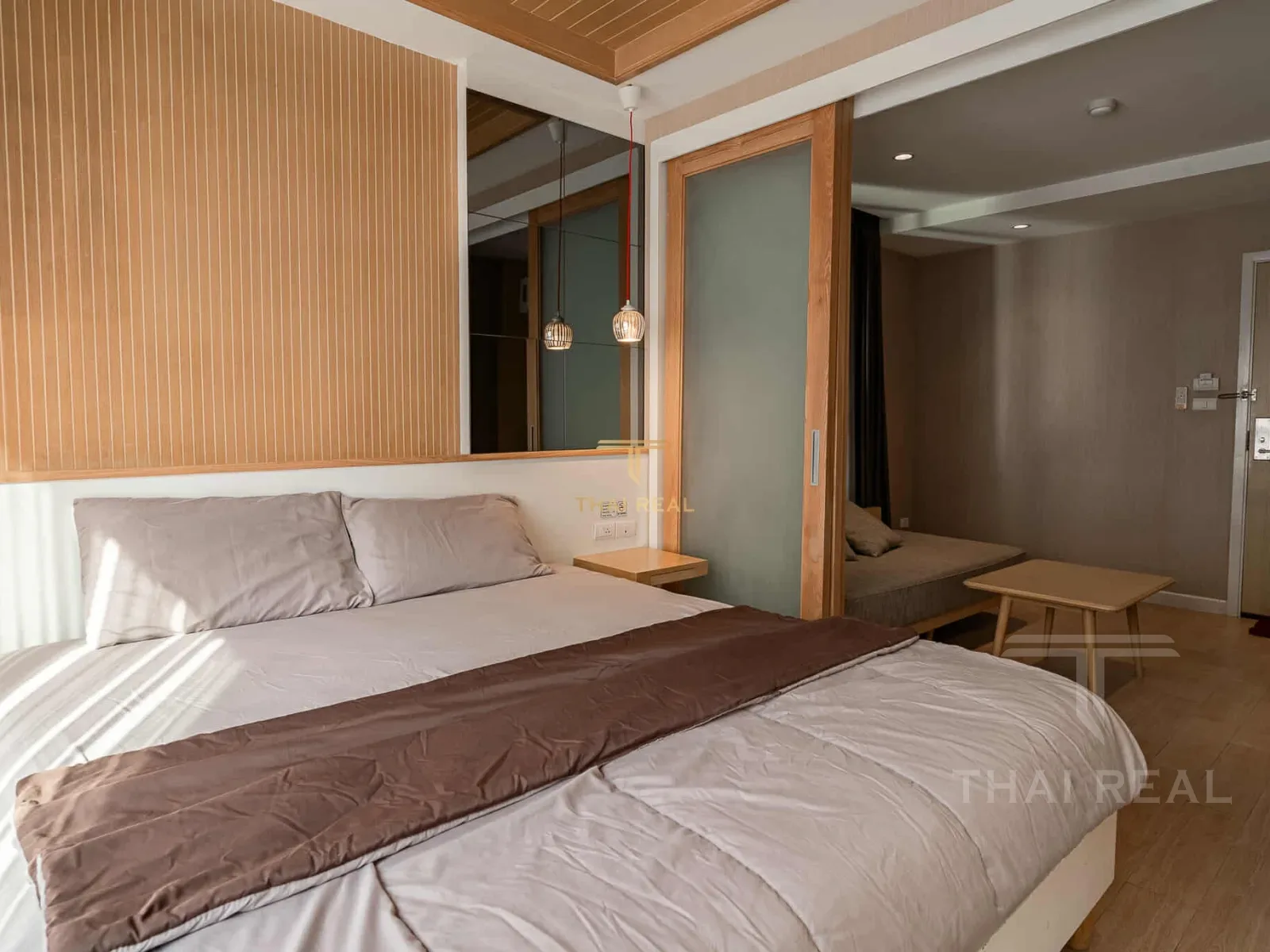 Beachside Condo – photo 8