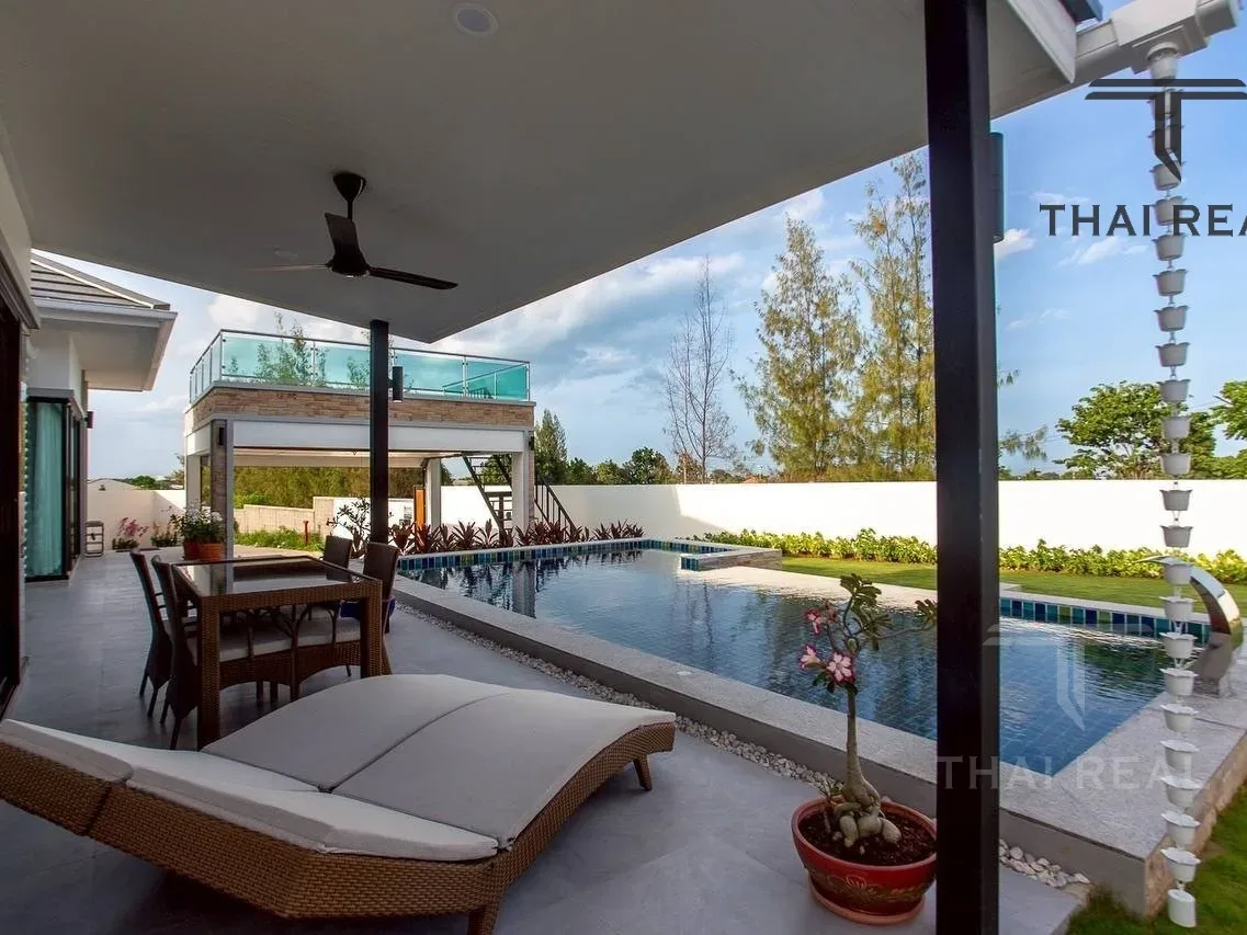 Luxury 3-Bed Saltwater Pool Villa – photo 7