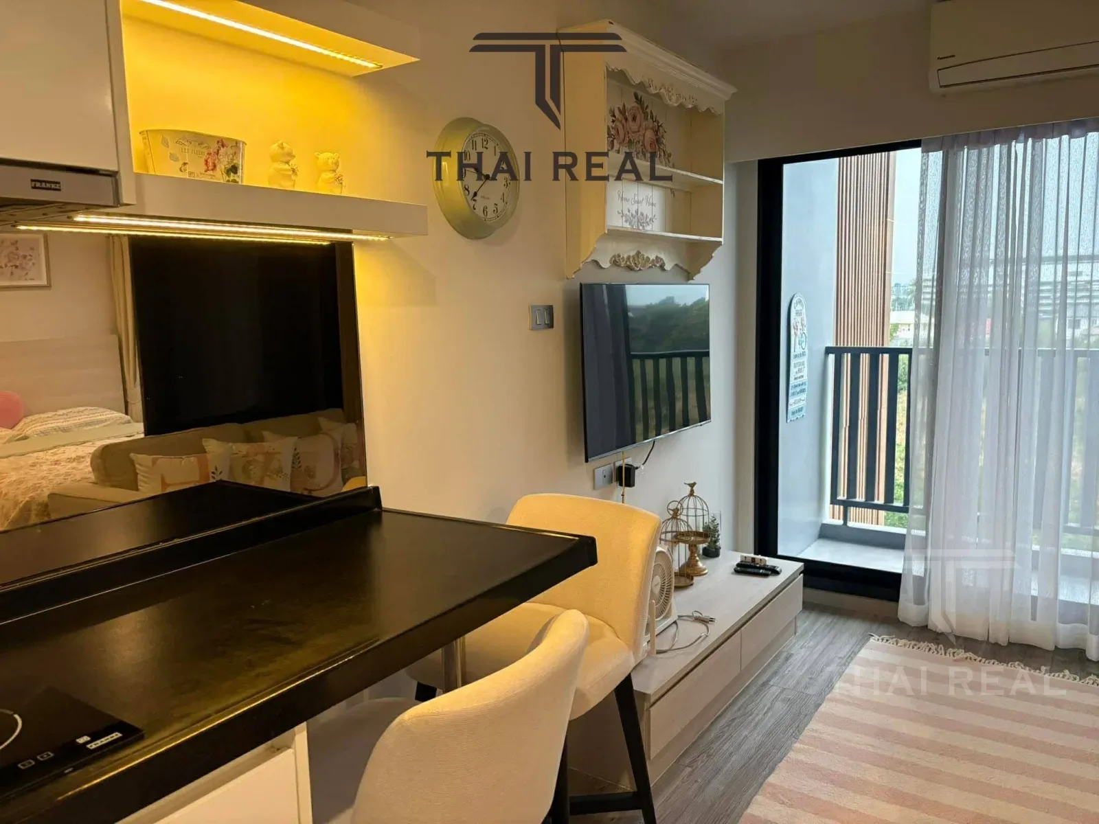 Upgraded 1-Bed Condo at Dcondo D2 – photo 3