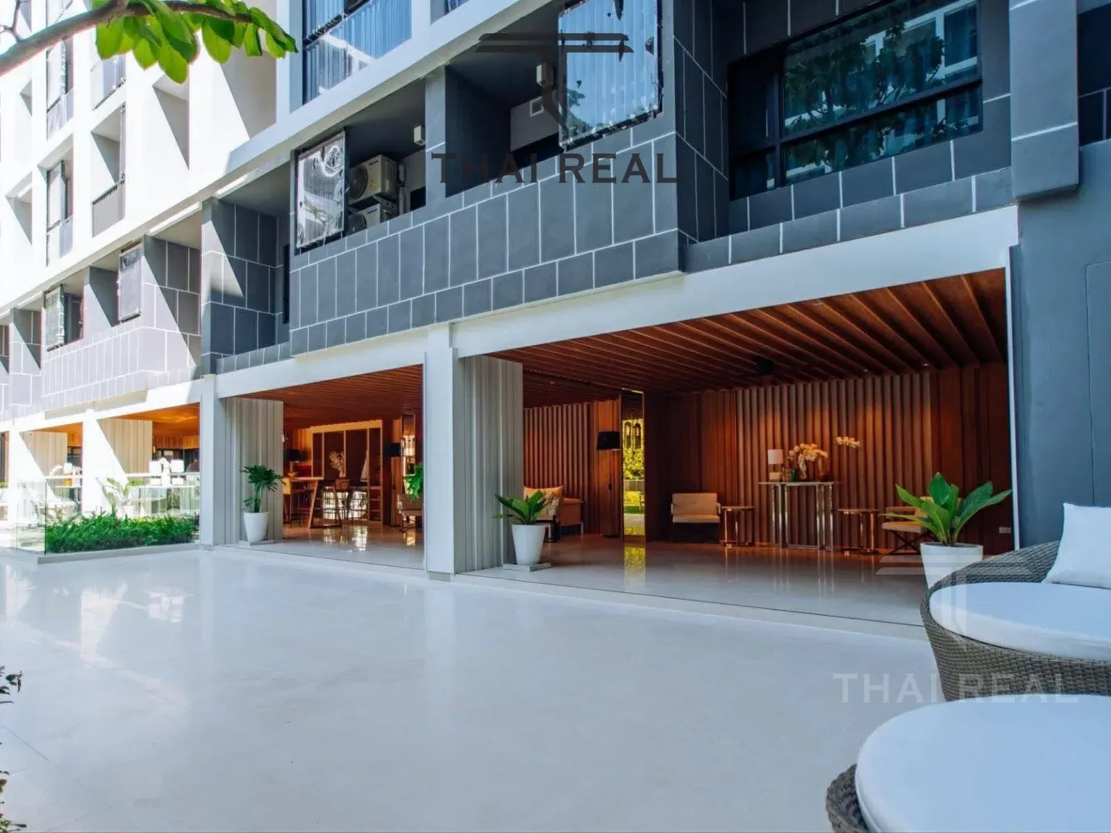Upgraded 1-Bed Condo at Dcondo D2 – photo 15